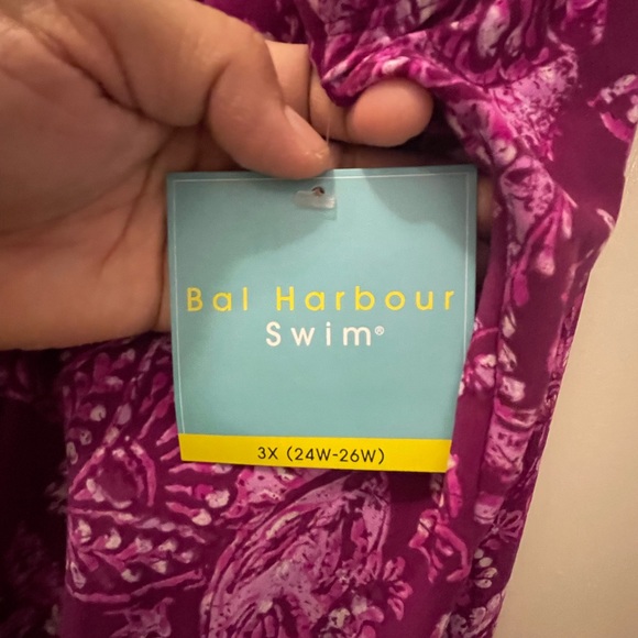 Bal Harbour Swim Top Plus Size 24W-26W - Picture 6 of 12
